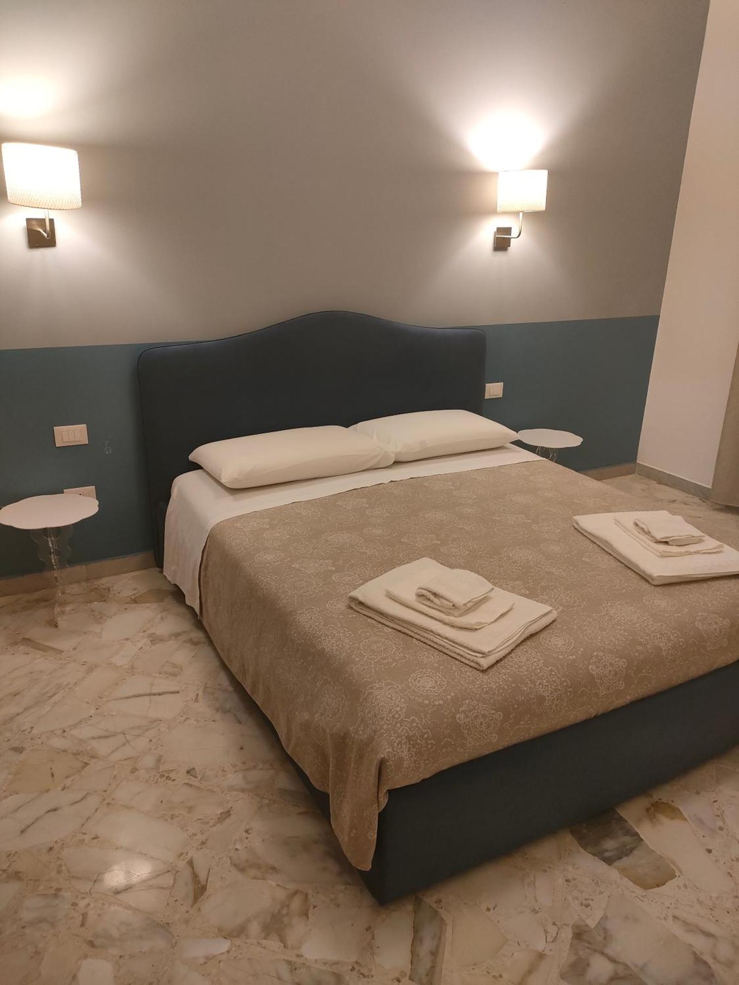 L'Angolo Di Oli' Lecce Eksteriør billede